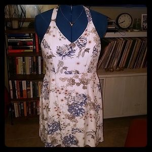 Boutique V Neck Dress